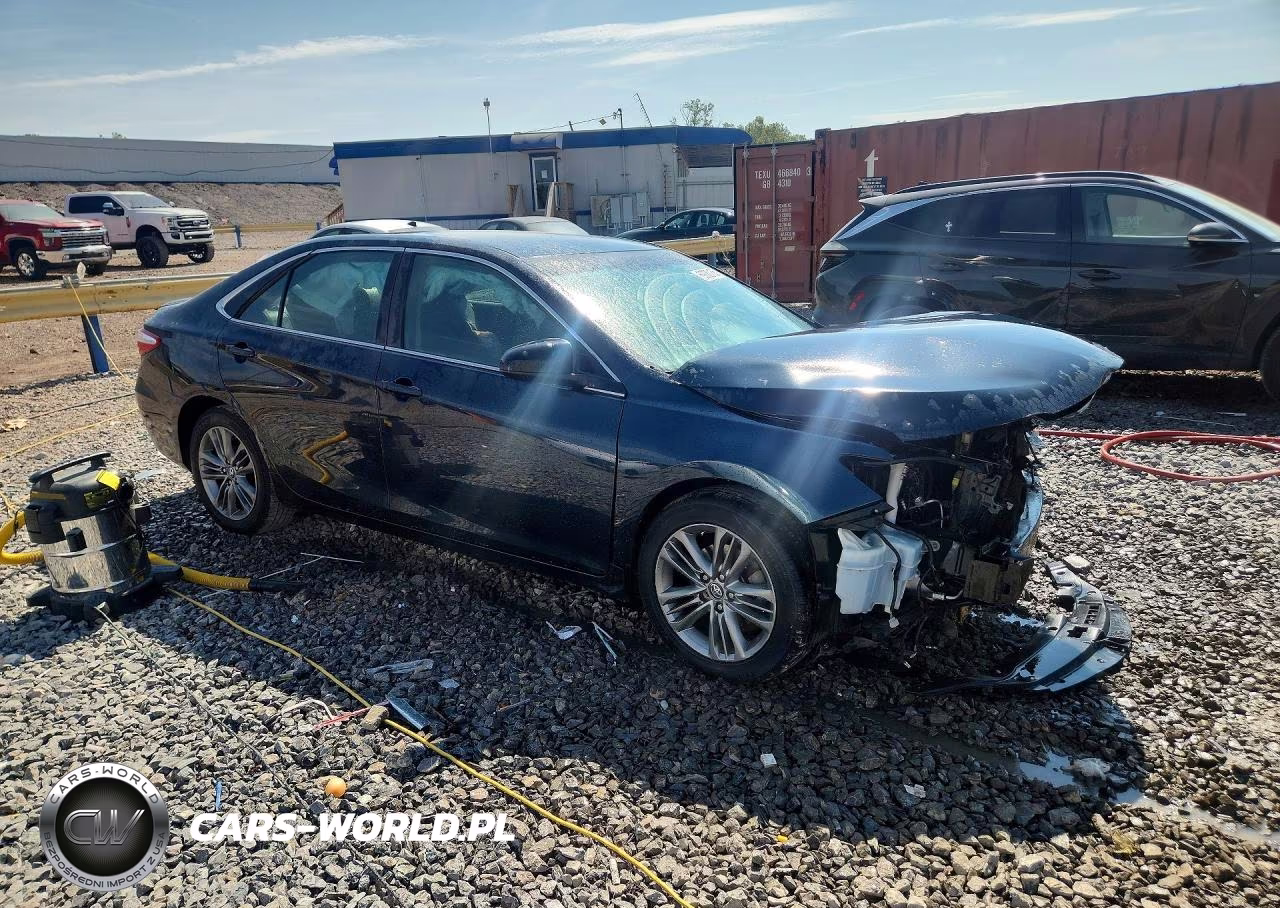 2017 Toyota Camry Se VIN:4T1BF1FK8HU395311 - 4