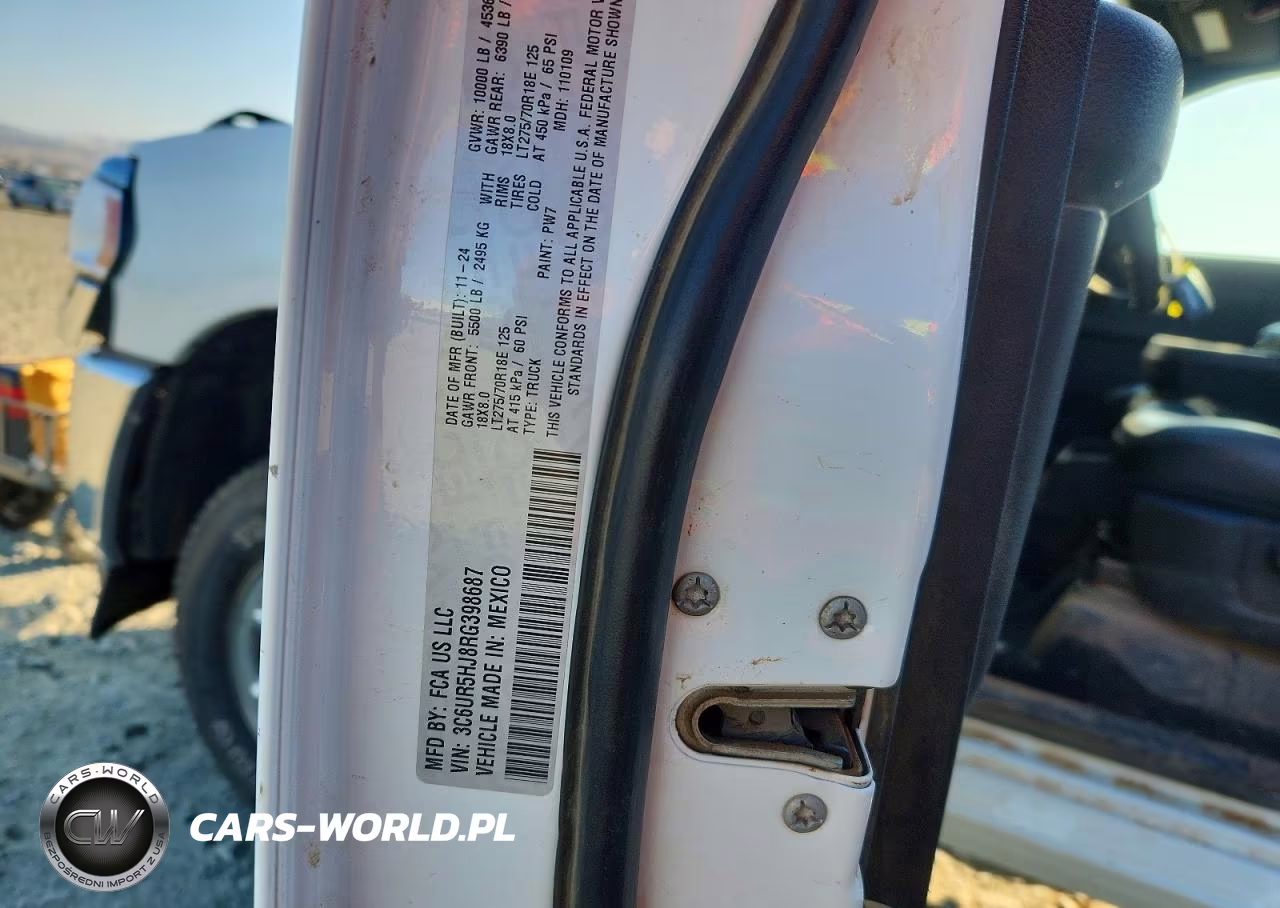 2024 Ram 2500 Tradesman VIN:3C6UR5HJ8RG398687 - 12
