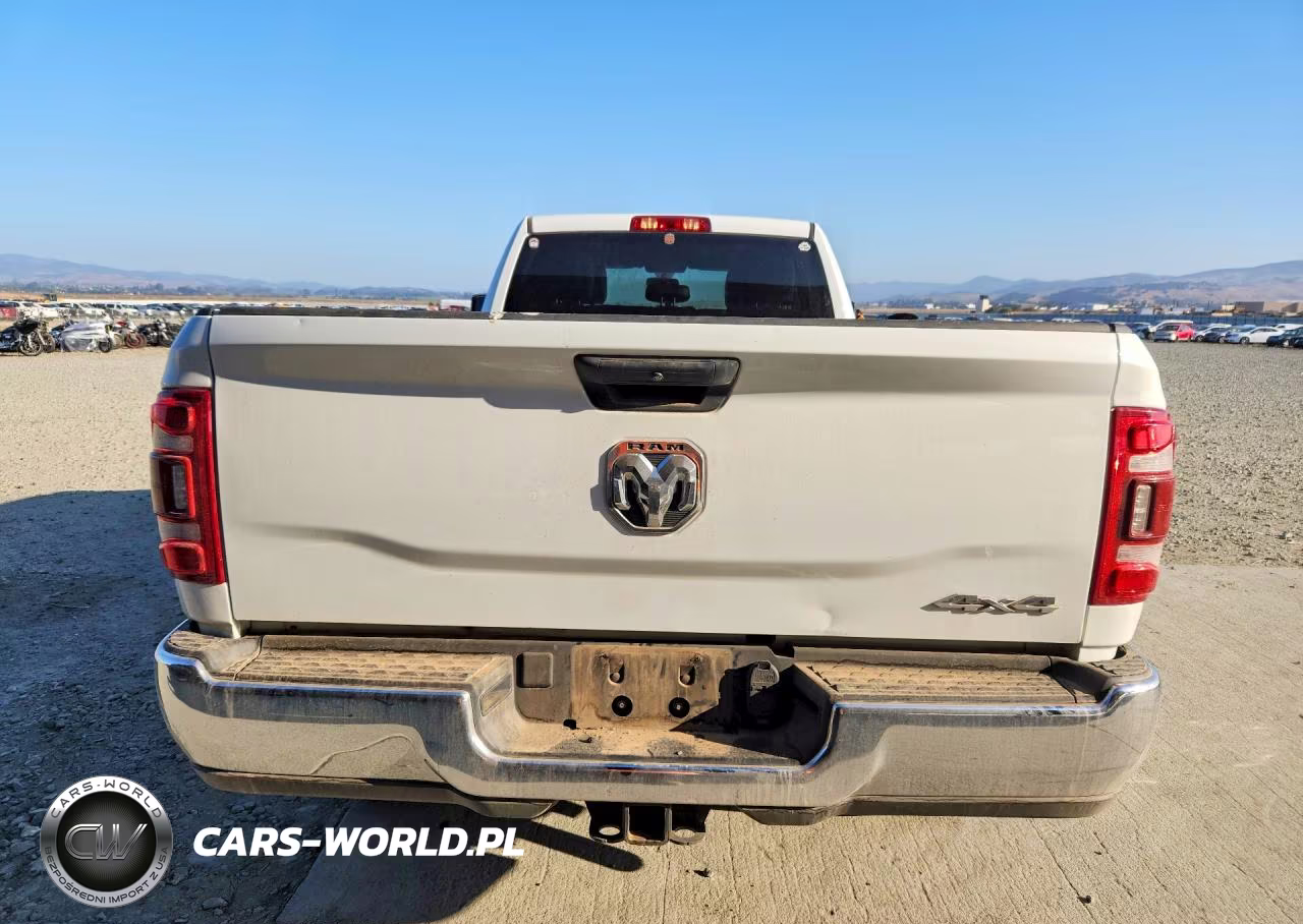 2024 Ram 2500 Tradesman VIN:3C6UR5HJ8RG398687 - 6
