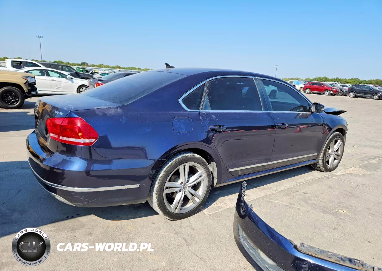 2014 Volkswagen Passat Se VIN:1VWBN7A31EC063977 - 3