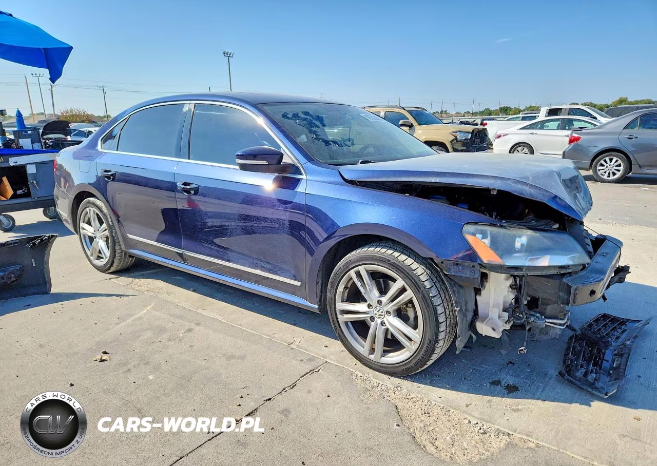 2014 Volkswagen Passat Se VIN:1VWBN7A31EC063977 - 4