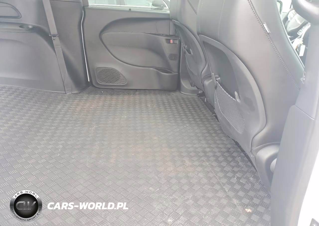 2026 Chrysler Voyager Lx VIN:2C4RC1CG1TR275304 - 12