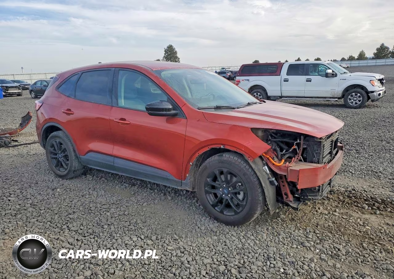 2020 Ford Escape Se Sport VIN:1FMCU0BZ8LUB13703 - 4