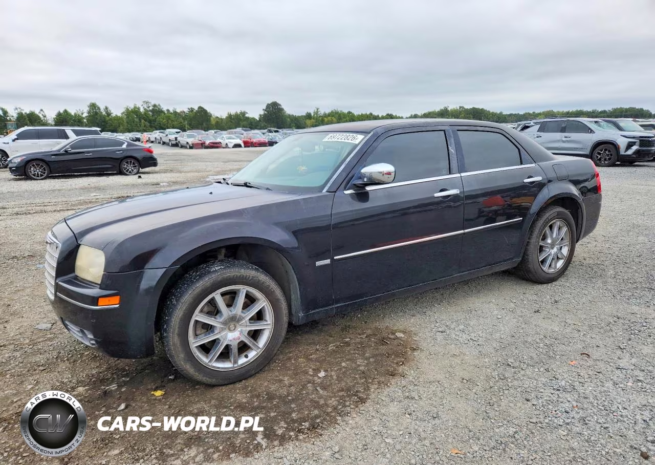 2010 Chrysler 300 Touring VIN:2C3CK5CV2AH147725 - 1