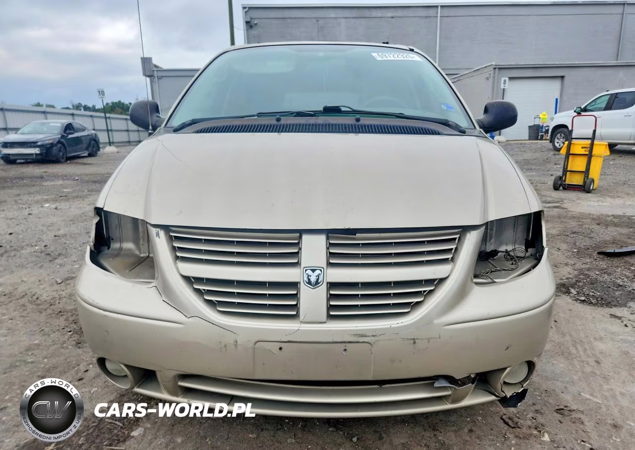 2005 Dodge Grand Caravan Sxt VIN:2D4GP44L95R557317 - 5