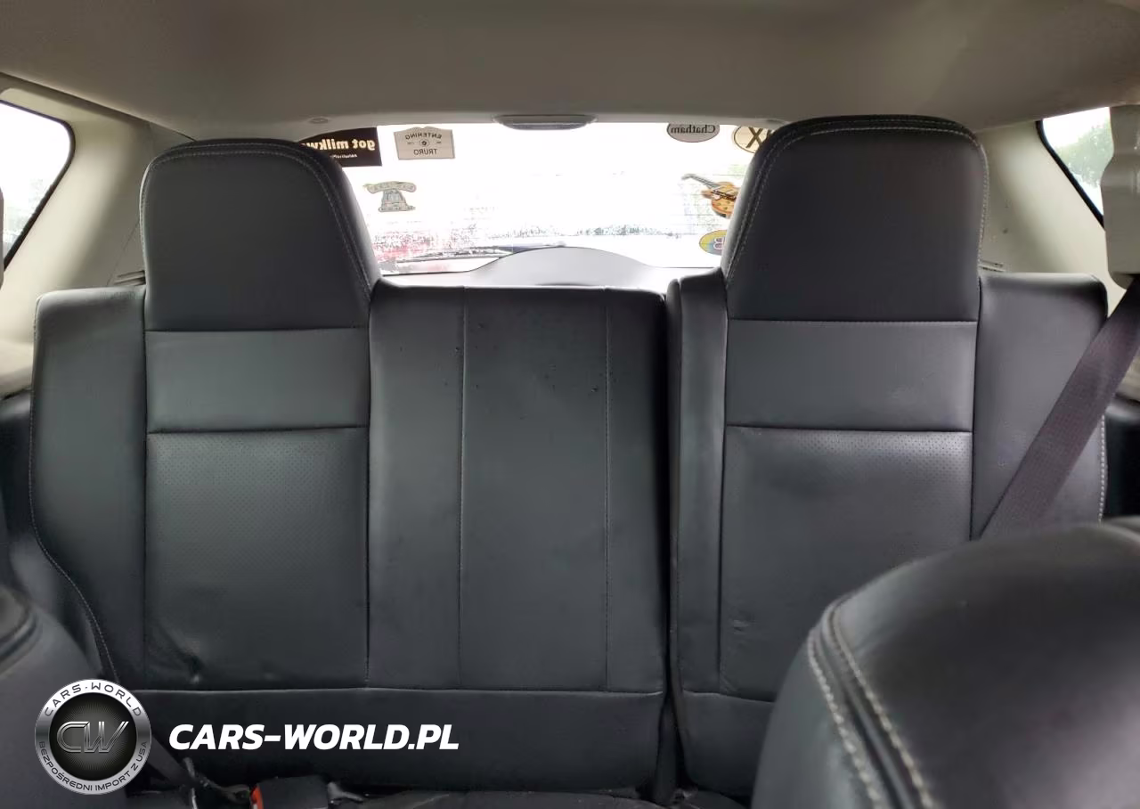 2016 Jeep Compass Latitude VIN:1C4NJDEB5GD654919 - 10