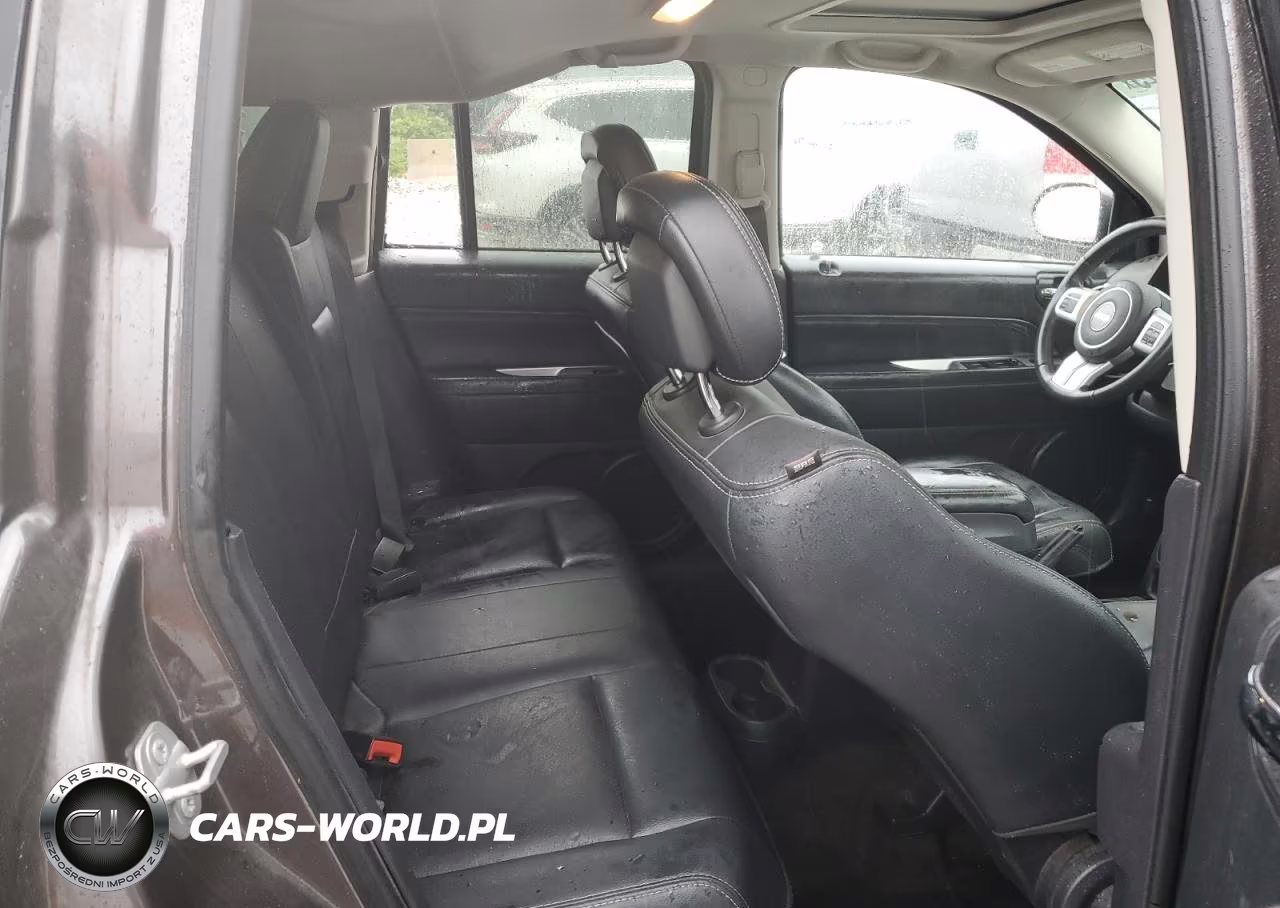 2016 Jeep Compass Latitude VIN:1C4NJDEB5GD654919 - 11