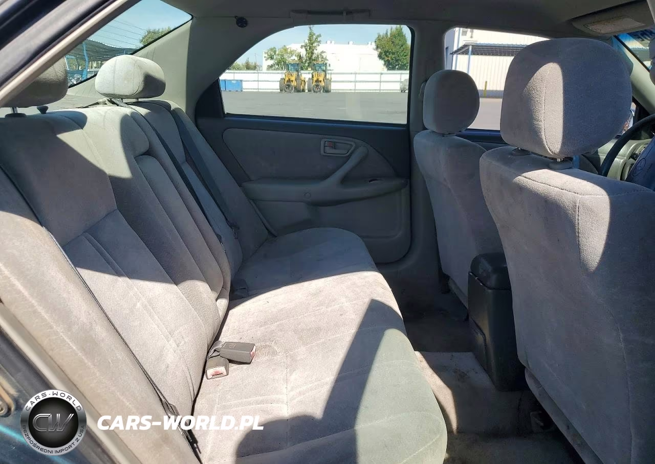 1998 Toyota Camry Le VIN:JT2BG22K5W0222971 - 10