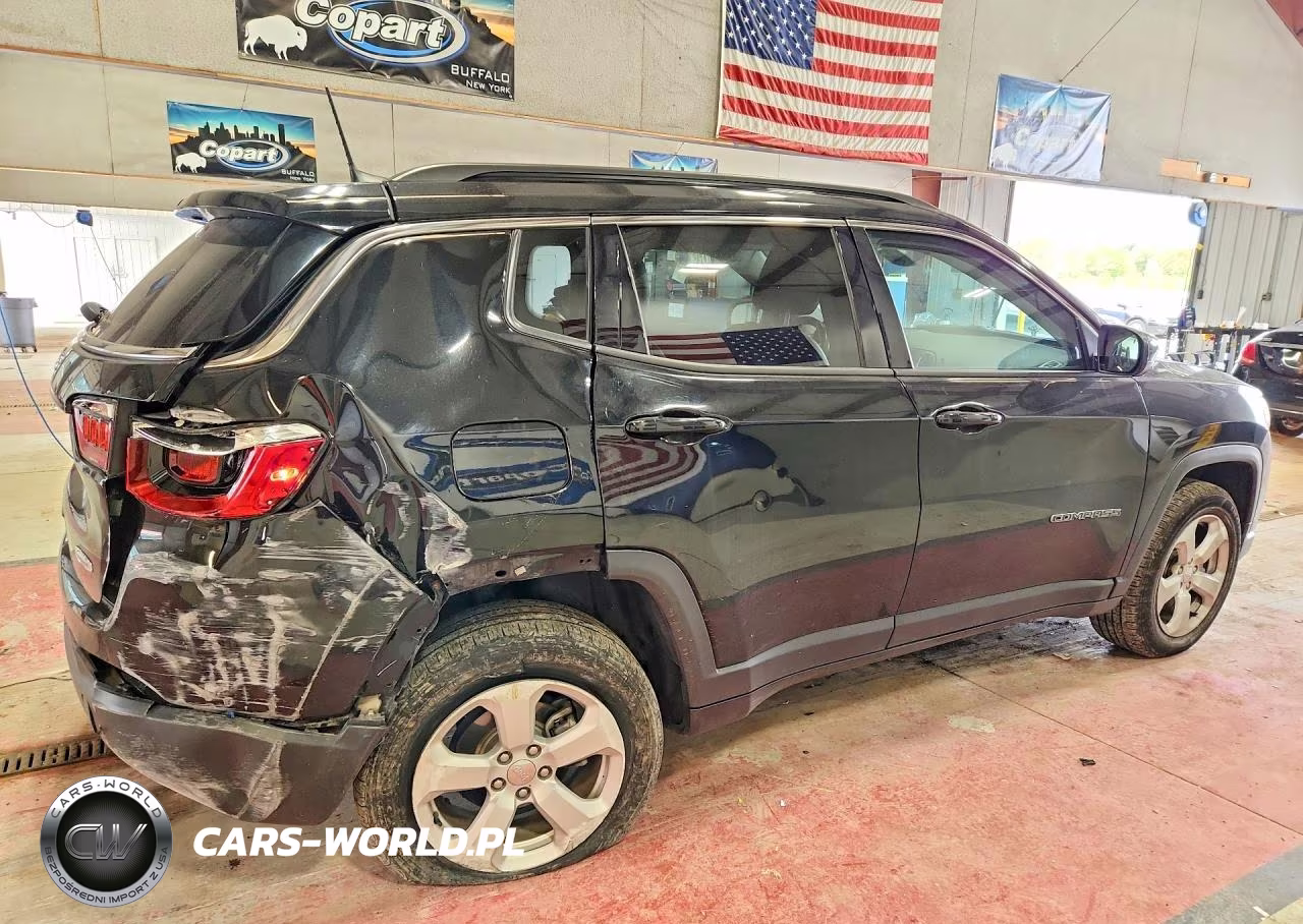 2021 Jeep Compass Latitude VIN:3C4NJDBB9MT530159 - 3