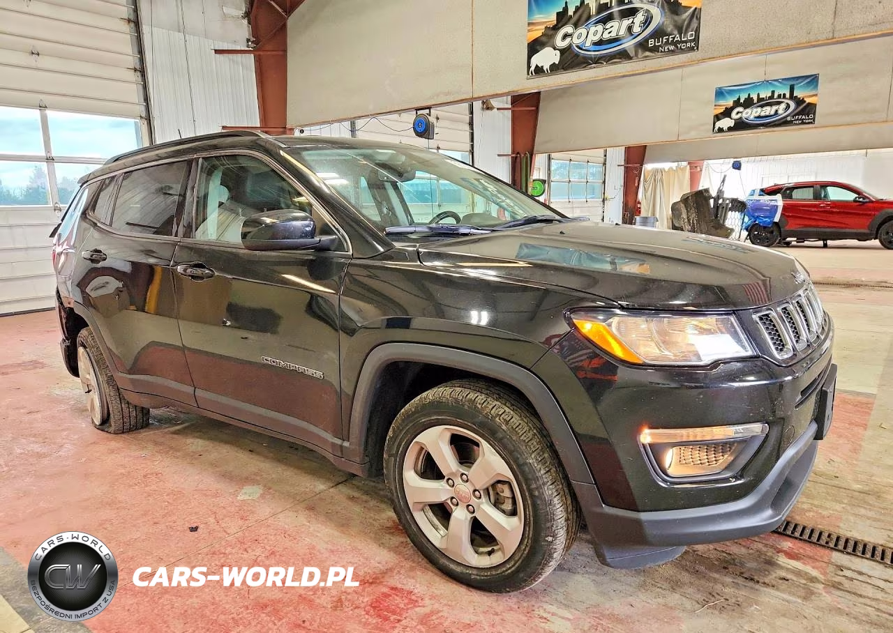 2021 Jeep Compass Latitude VIN:3C4NJDBB9MT530159 - 4