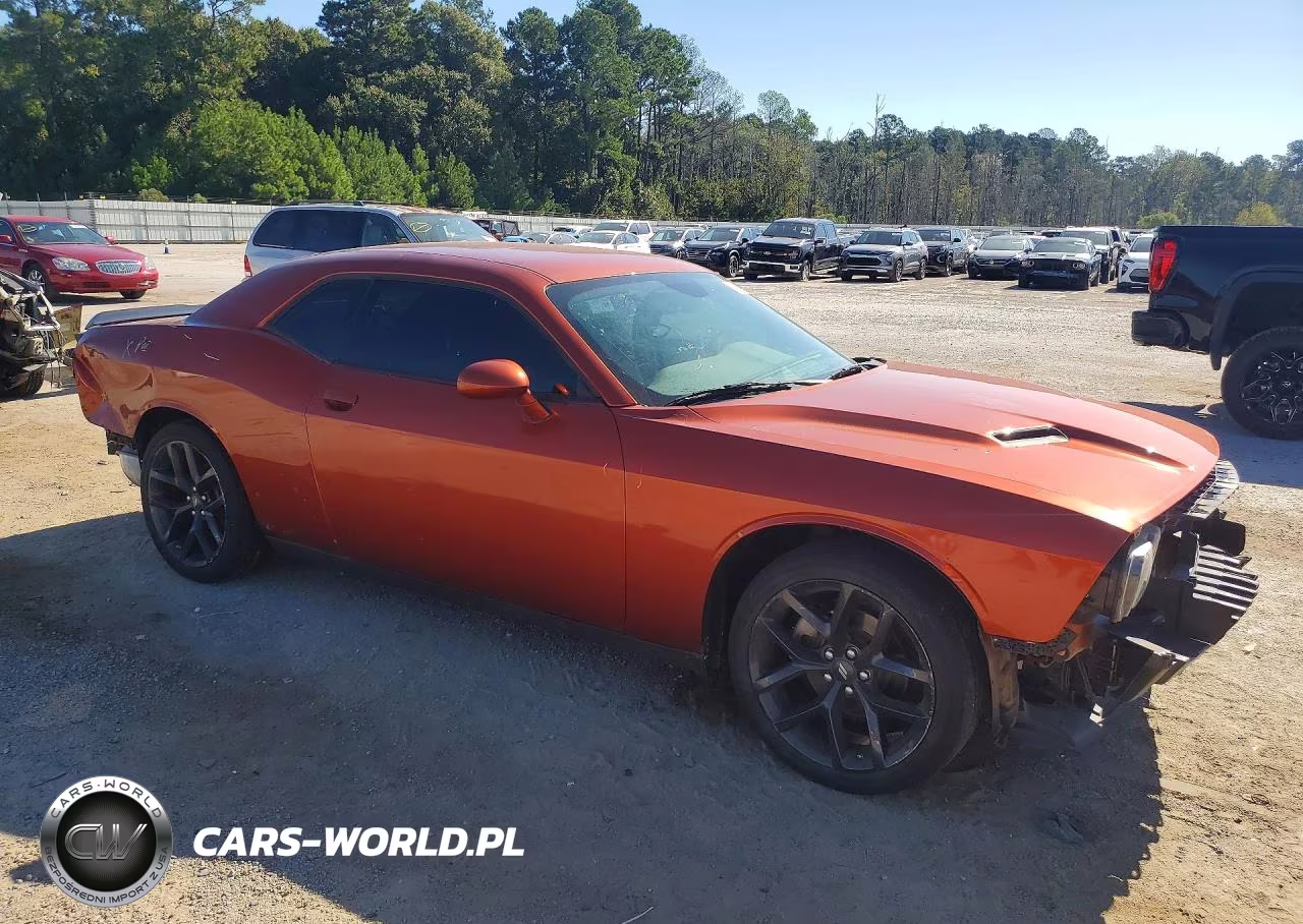 2023 Dodge Challenger Sxt VIN:2C3CDZAG1PH549606 - 4
