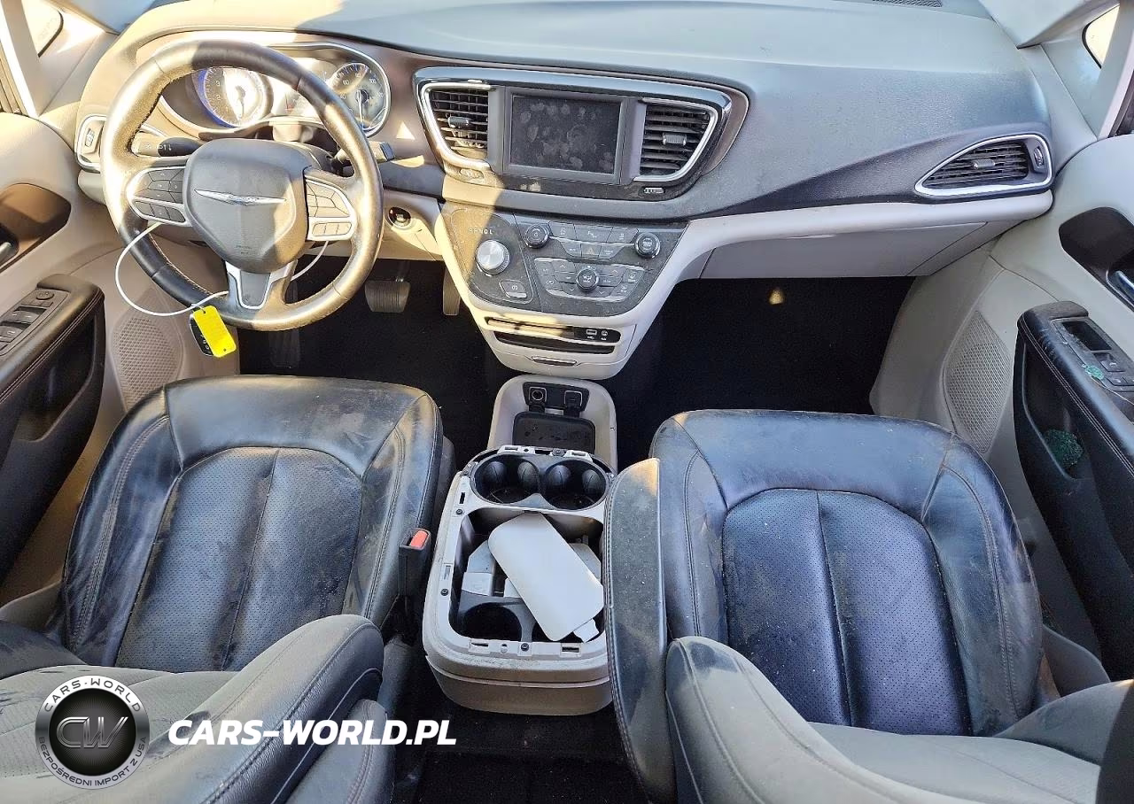 2019 Chrysler Pacifica Touring L VIN:2C4RC1BG9KR650971 - 8