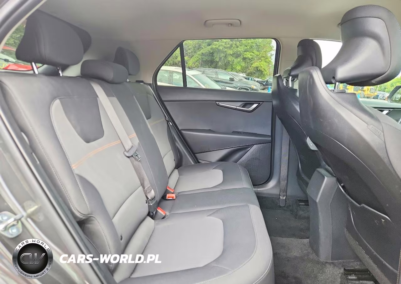 2026 Kia Niro Lx VIN:KNDCP3LE0T5329130 - 10