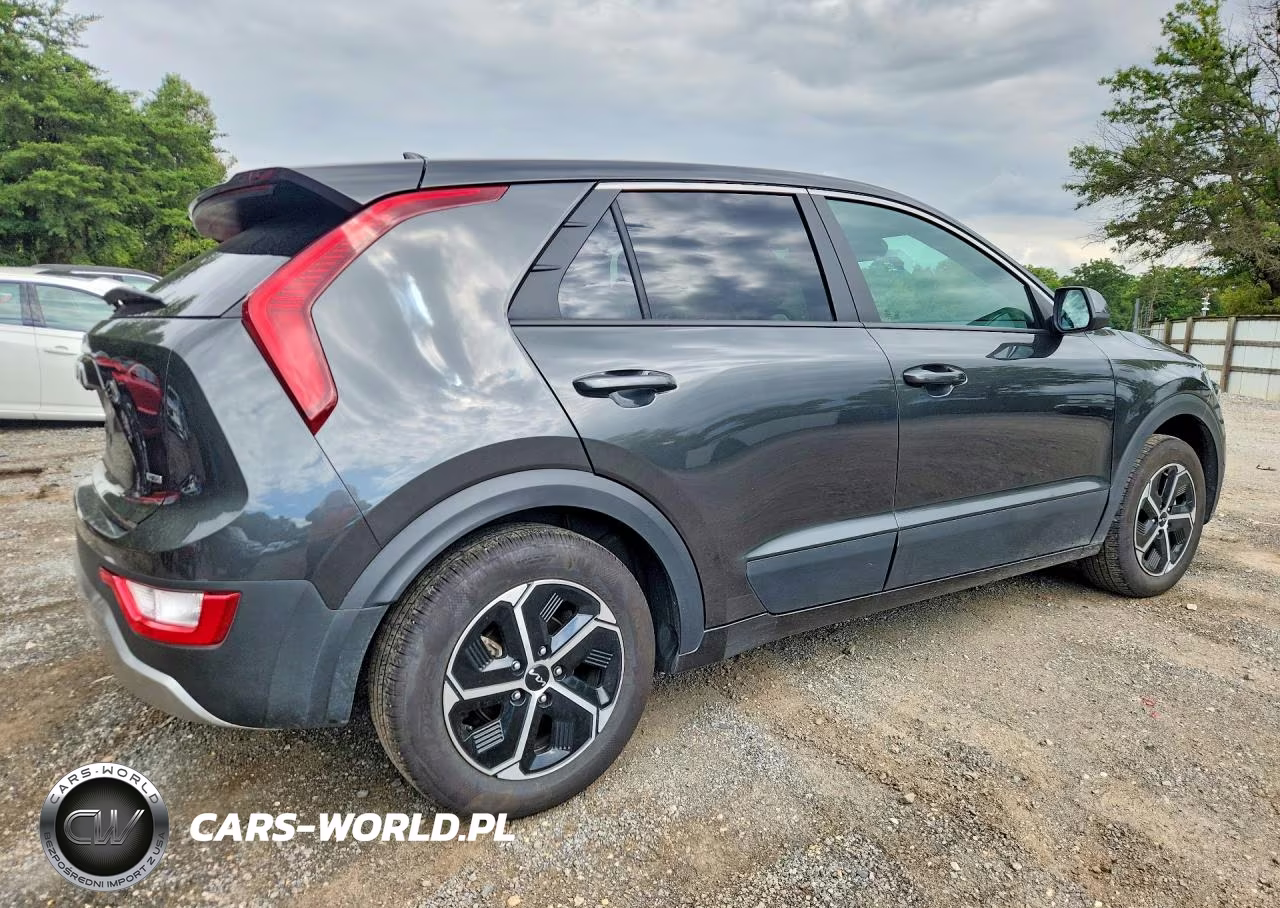 2026 Kia Niro Lx VIN:KNDCP3LE0T5329130 - 3
