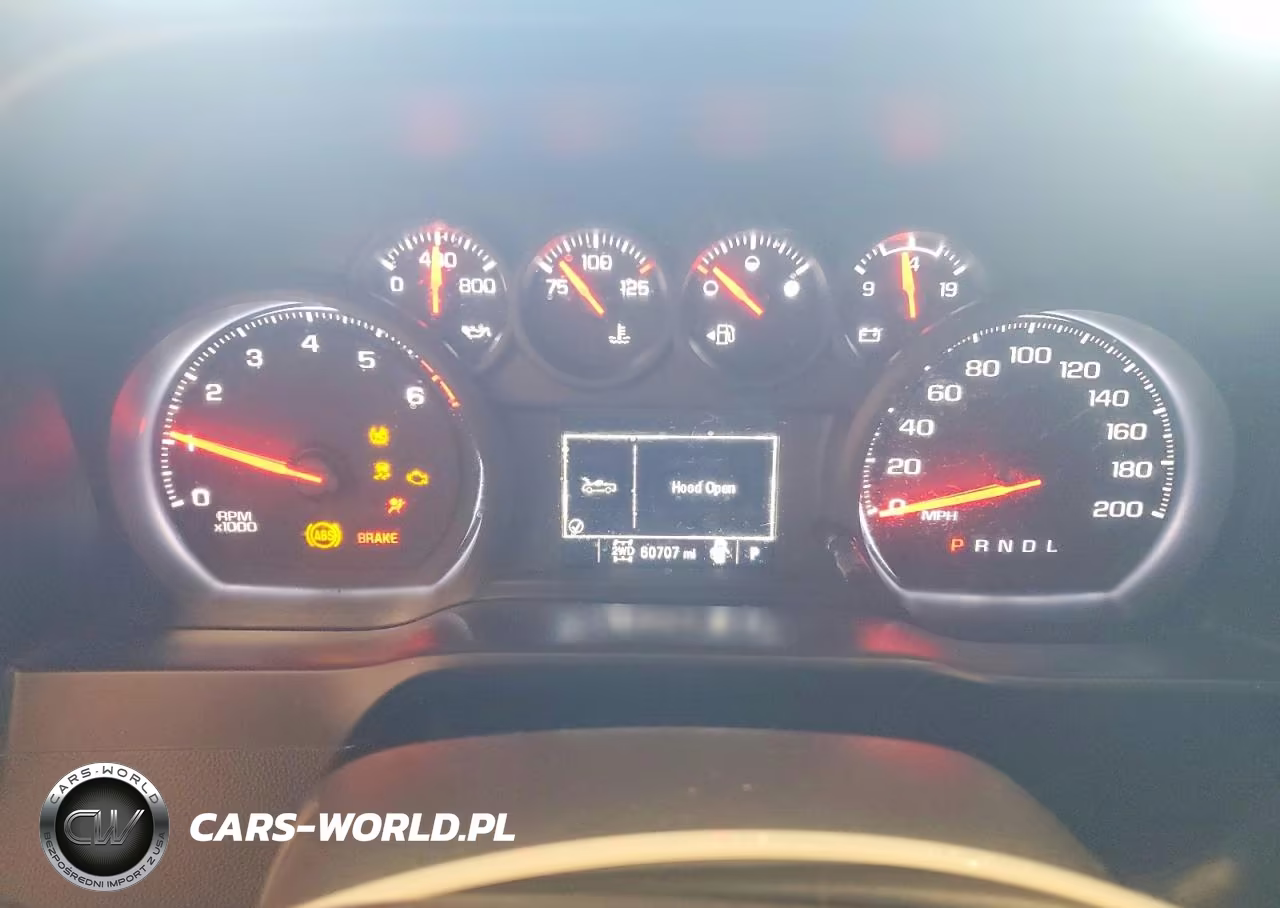 2021 Chevrolet Silverado K1500 Custom VIN:3GCUYBEFXMG146104 - 9