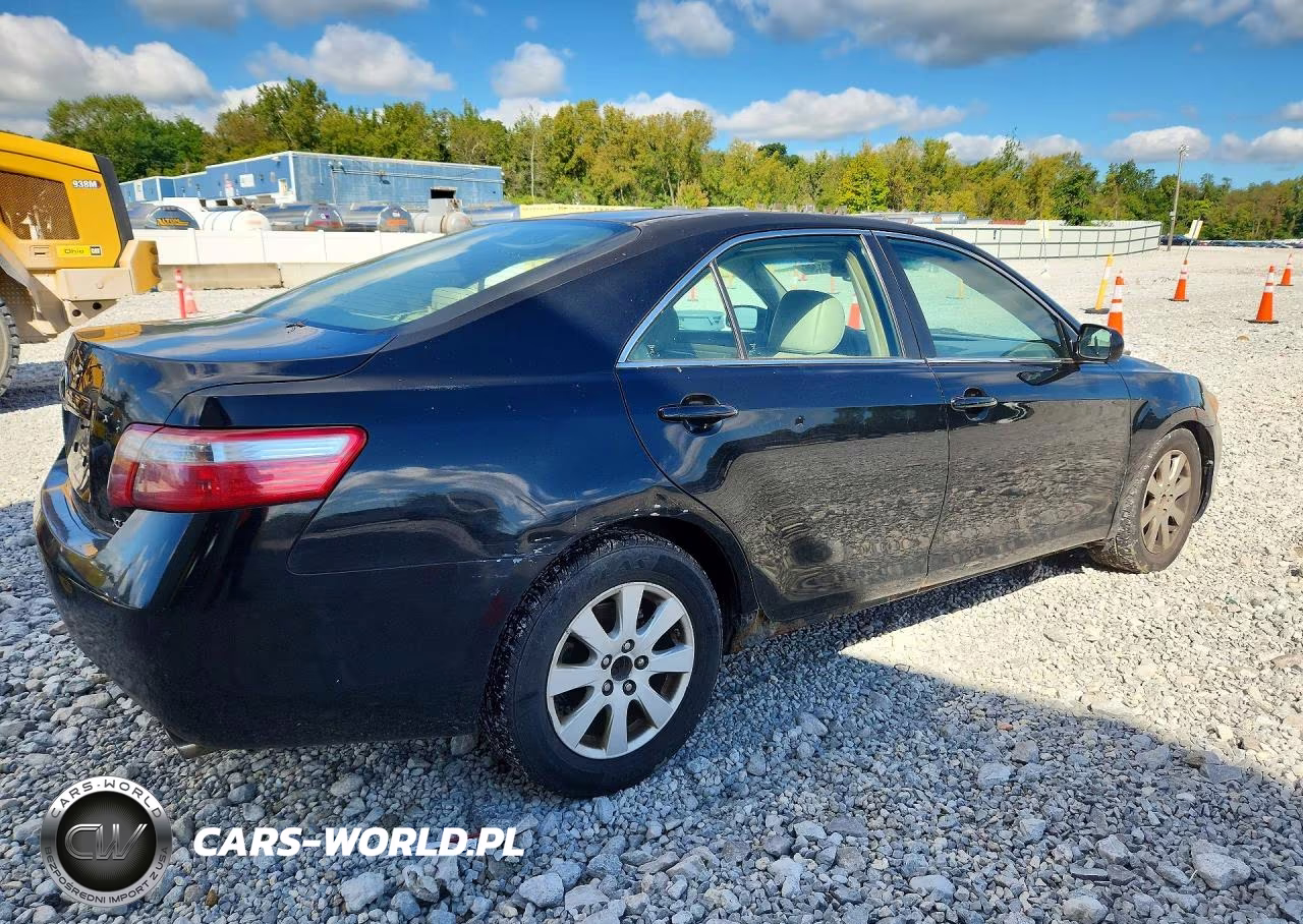 2007 Toyota Camry Xle VIN:4T1BE46K77U572143 - 3