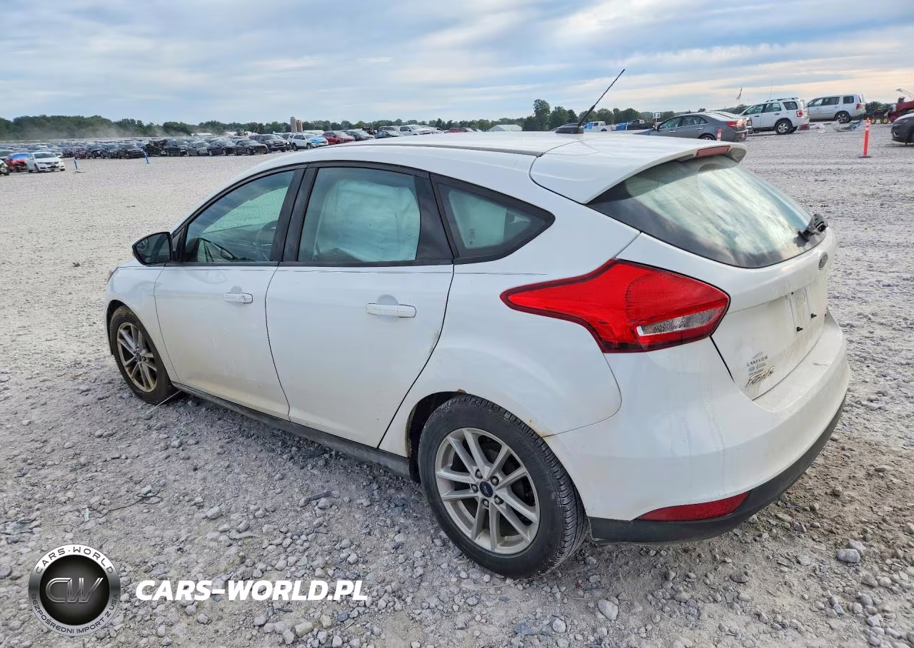 2018 Ford Focus Se VIN:1FADP3K25JL258713 - 2