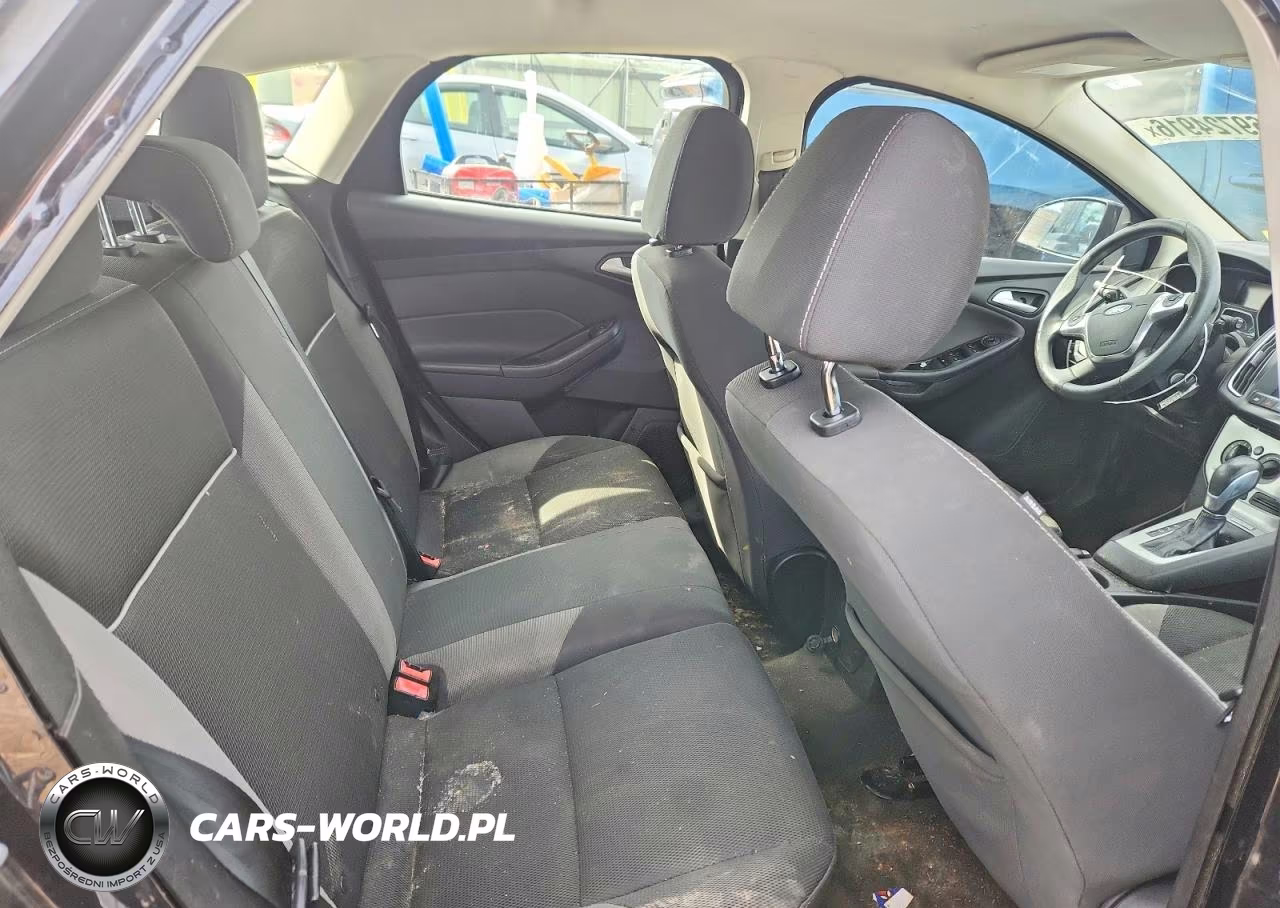 2014 Ford Focus Se VIN:1FADP3K29EL455115 - 10