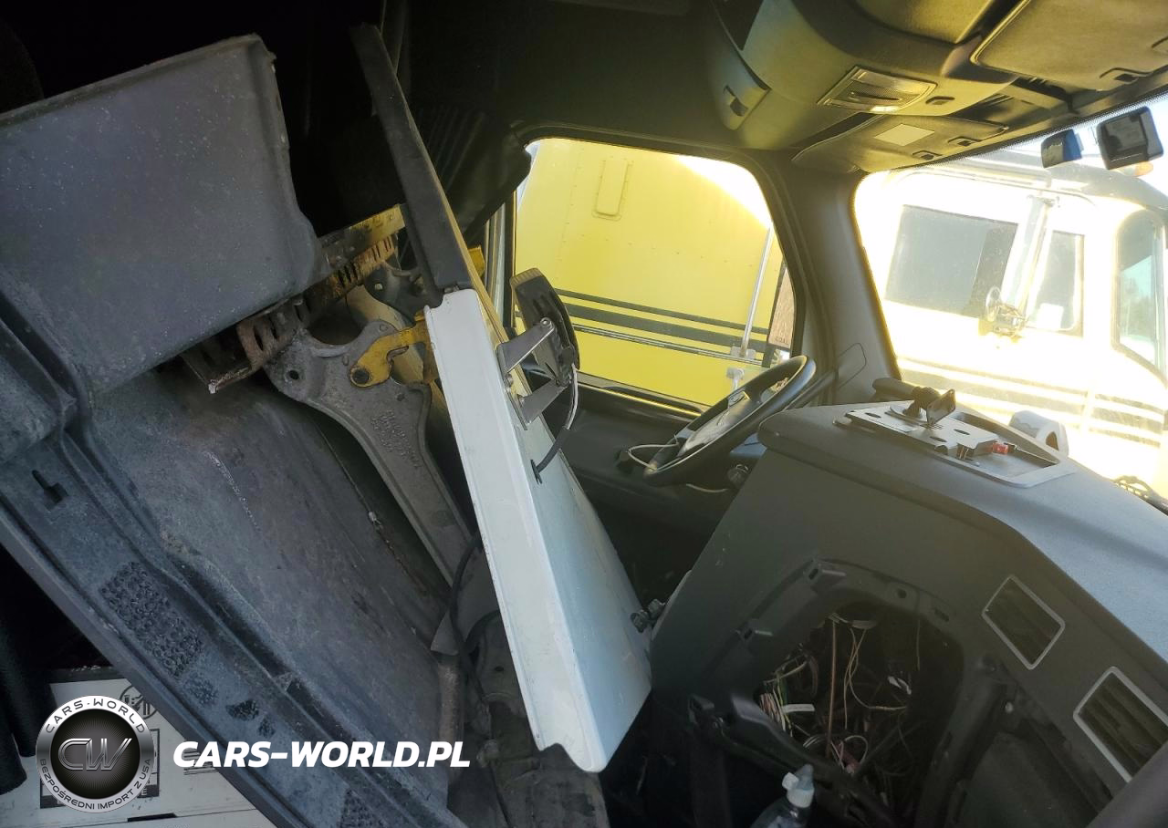 2020 Freightliner Cascadia 126 VIN:3AKJHHDR1LSLH1362 - 5