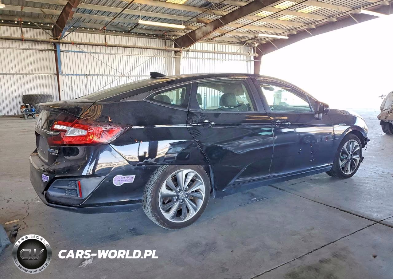 2018 Honda Clarity Touring VIN:JHMZC5F32JC019757 - 3