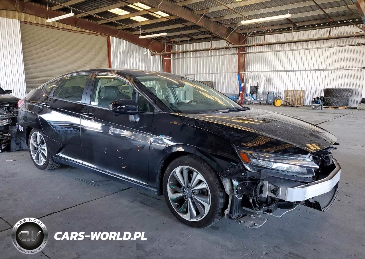 2018 Honda Clarity Touring VIN:JHMZC5F32JC019757 - 4