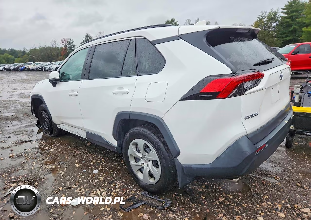 2021 Toyota Rav4 Le VIN:2T3K1RFV2MC089182 - 2
