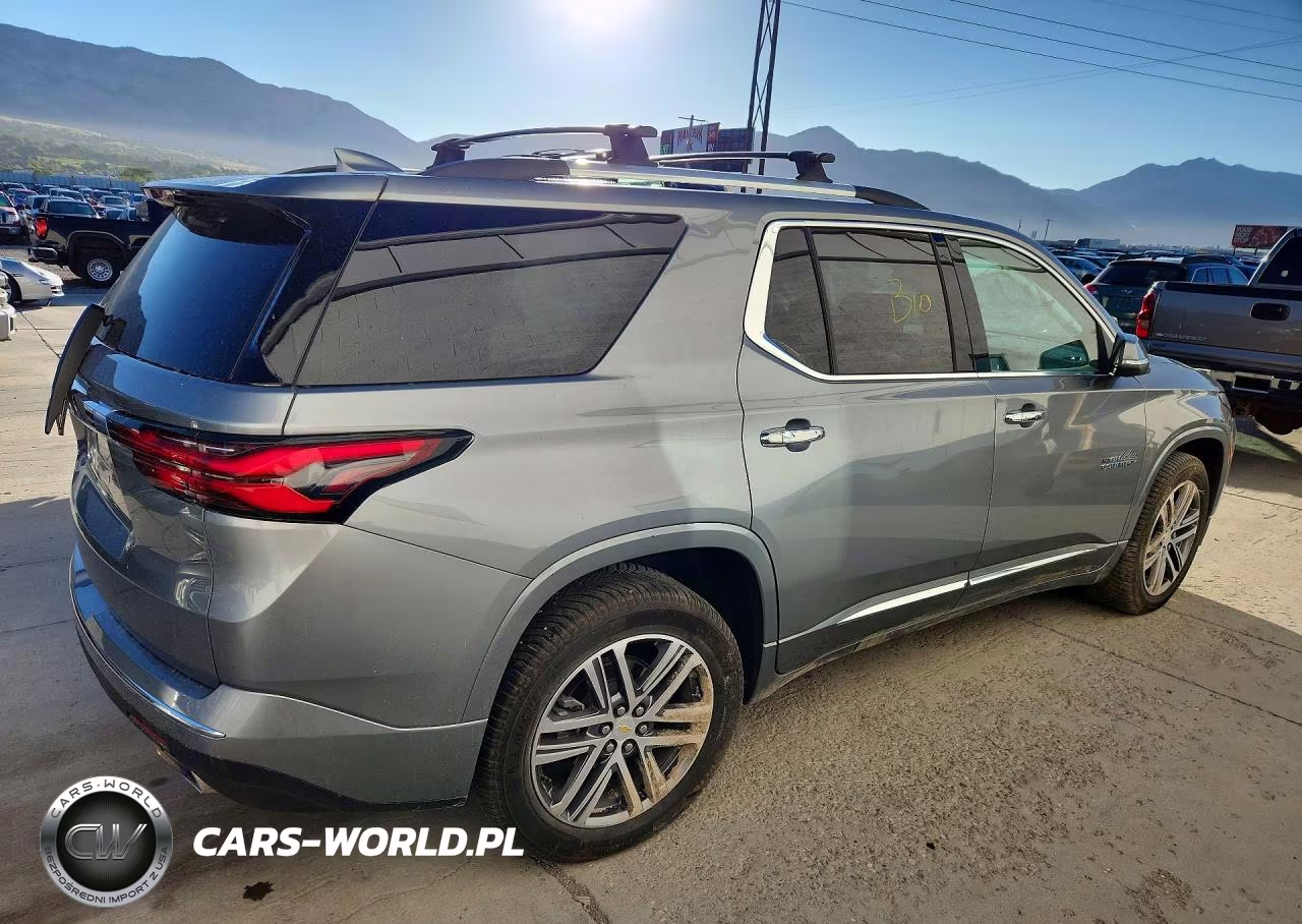 2023 Chevrolet Traverse High Country VIN:1GNEVNKW0PJ286076 - 3