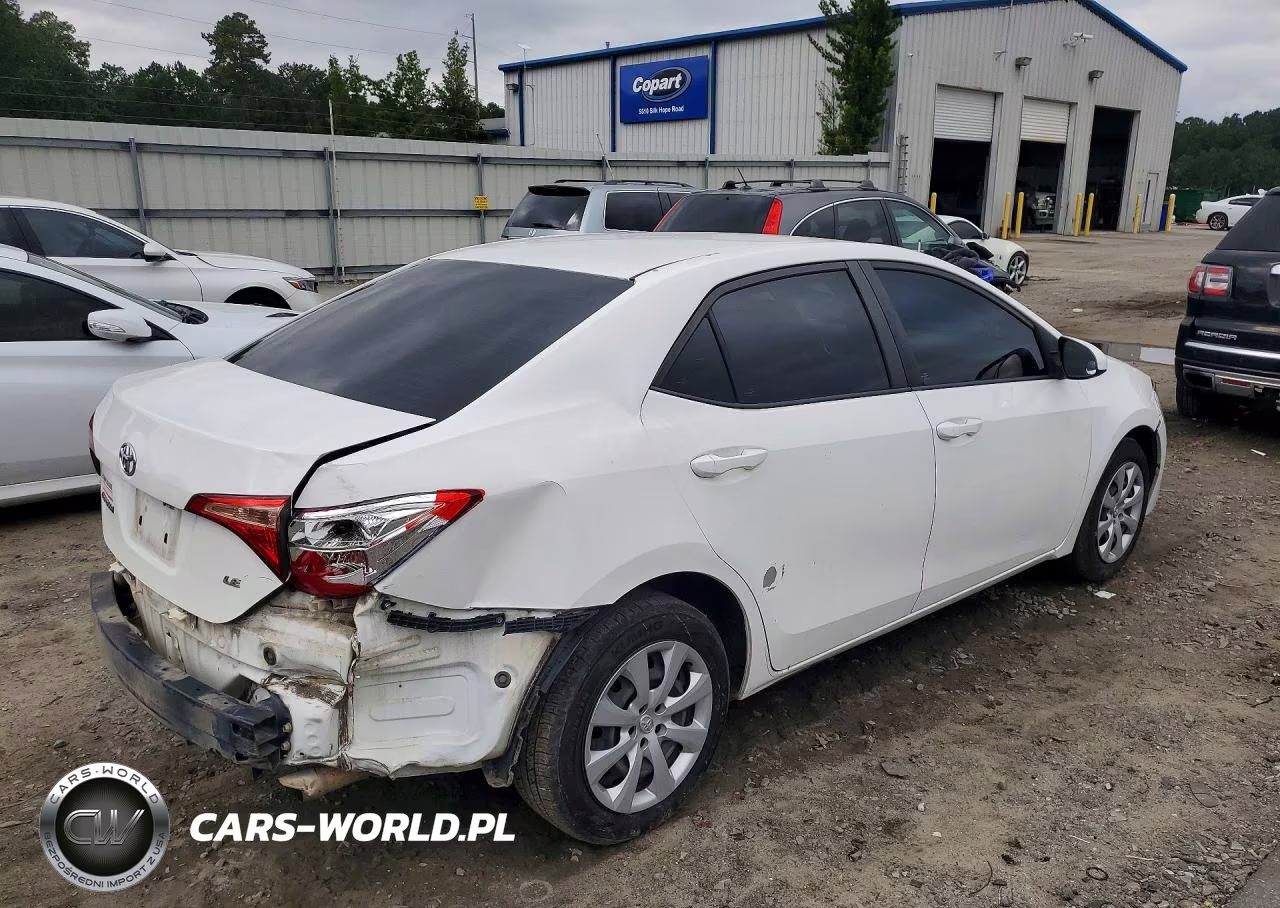 2017 Toyota Corolla Le VIN:5YFBURHE5HP585225 - 3