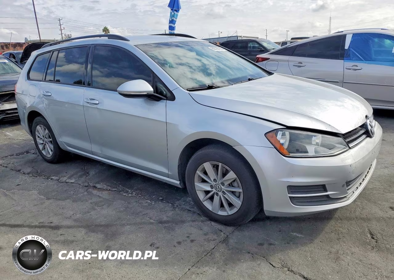 2016 Volkswagen Golf Sportwagen S VIN:3VWC17AU7GM516199 - 4
