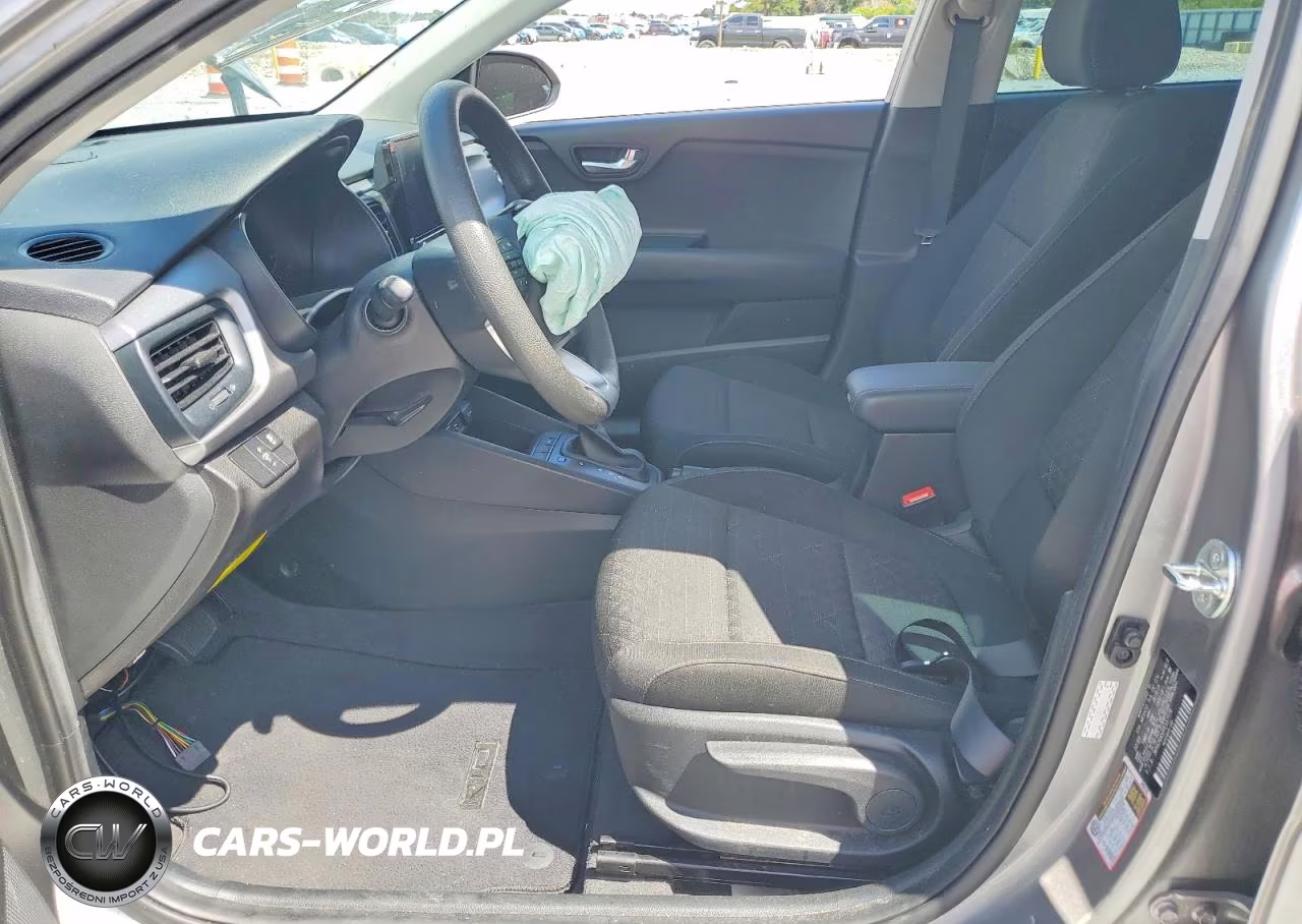 2023 Kia Rio S VIN:3KPA24AD2PE557176 - 7