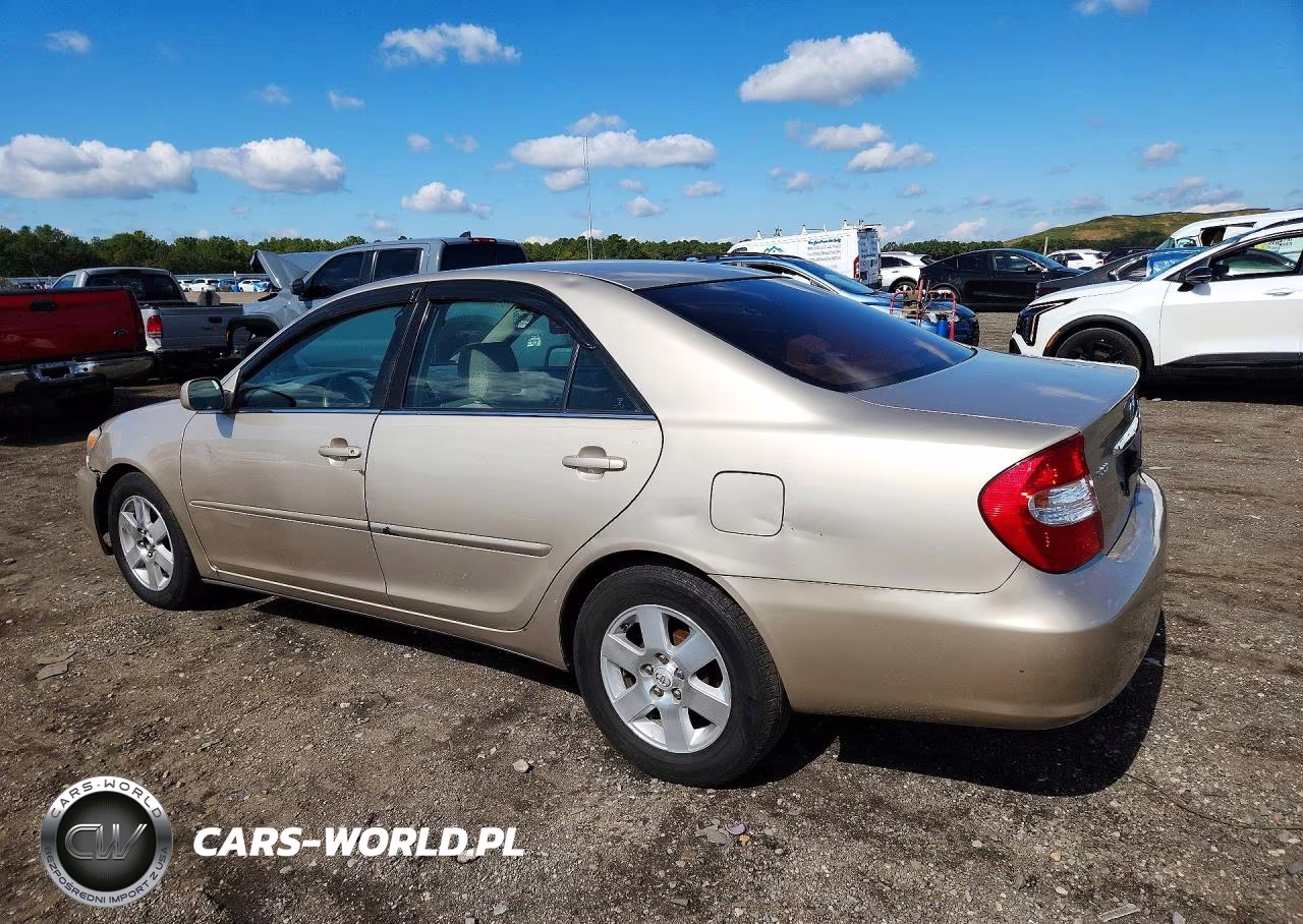 2003 Toyota Camry Le VIN:4T1BE32K03U219057 - 2