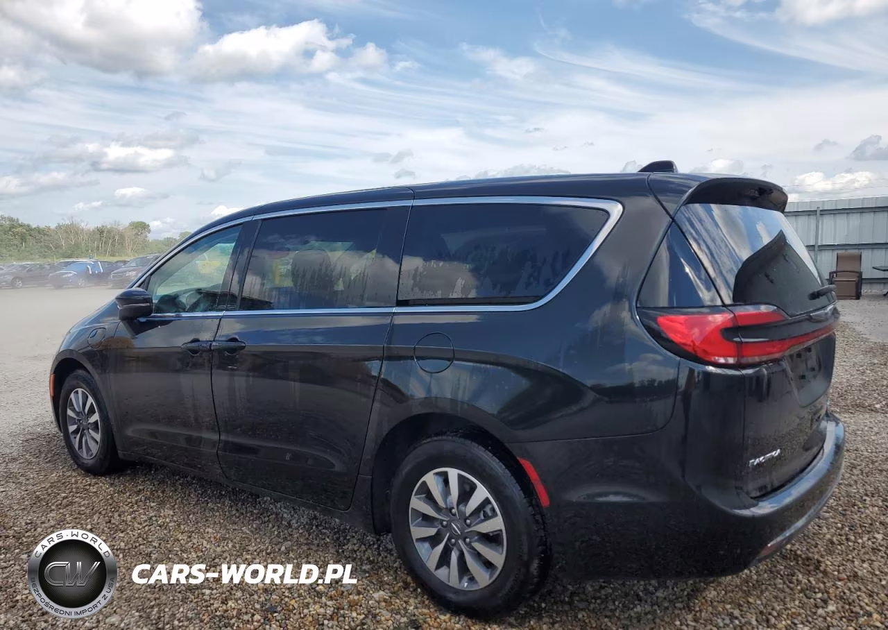 2023 Chrysler Pacifica Hybrid Touring L VIN:2C4RC1L73PR626221 - 2