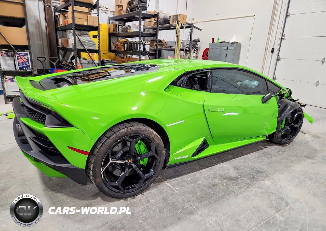 2023 Lamborghini Huracan Evo VIN:ZHWUF5ZF1PLA22581 - 3
