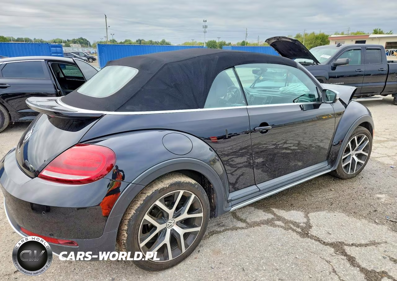 2017 Volkswagen Beetle Dune VIN:3VWT17AT6HM813232 - 3