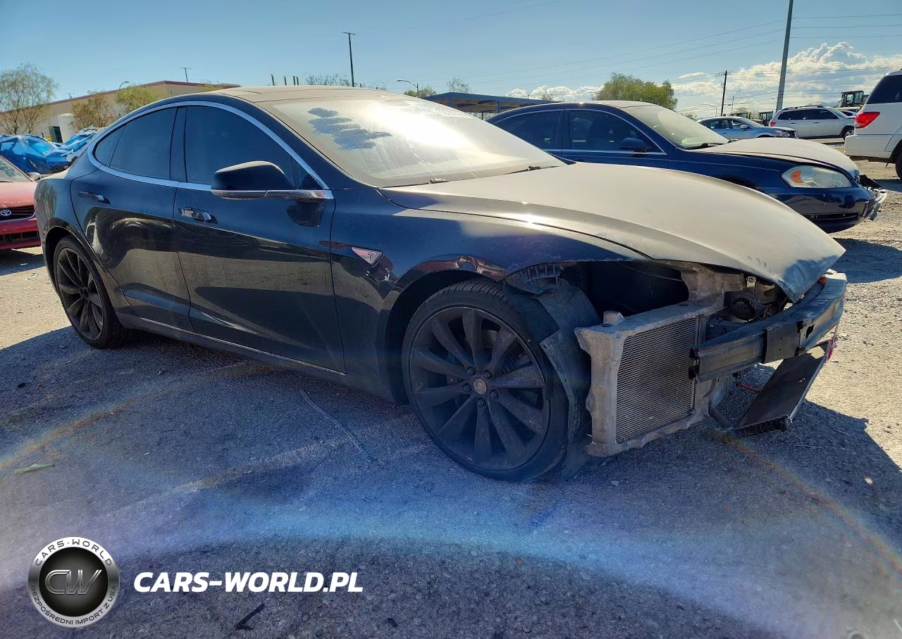 2013 Tesla Model S VIN:5YJSA1DP0DFP07660 - 4