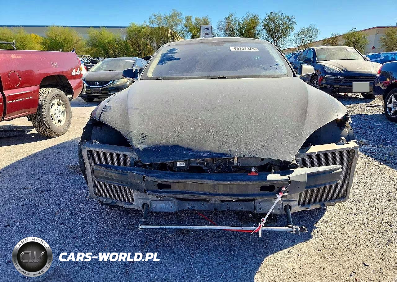2013 Tesla Model S VIN:5YJSA1DP0DFP07660 - 5