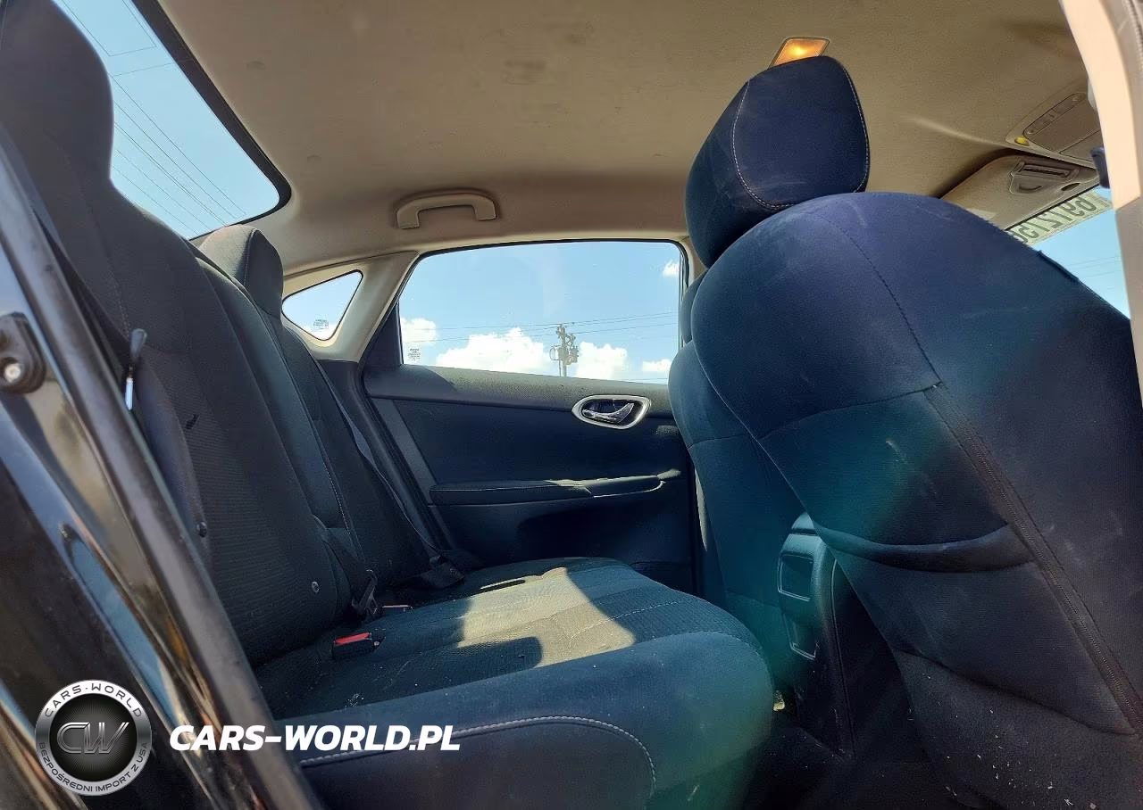 2015 Nissan Sentra S VIN:3N1AB7AP3FY370668 - 10