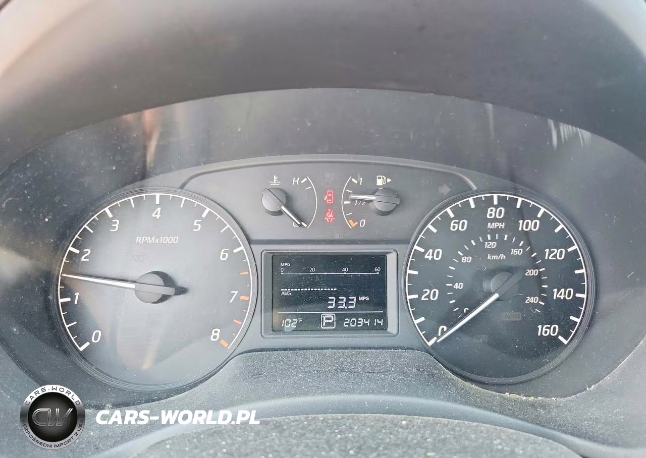 2015 Nissan Sentra S VIN:3N1AB7AP3FY370668 - 9