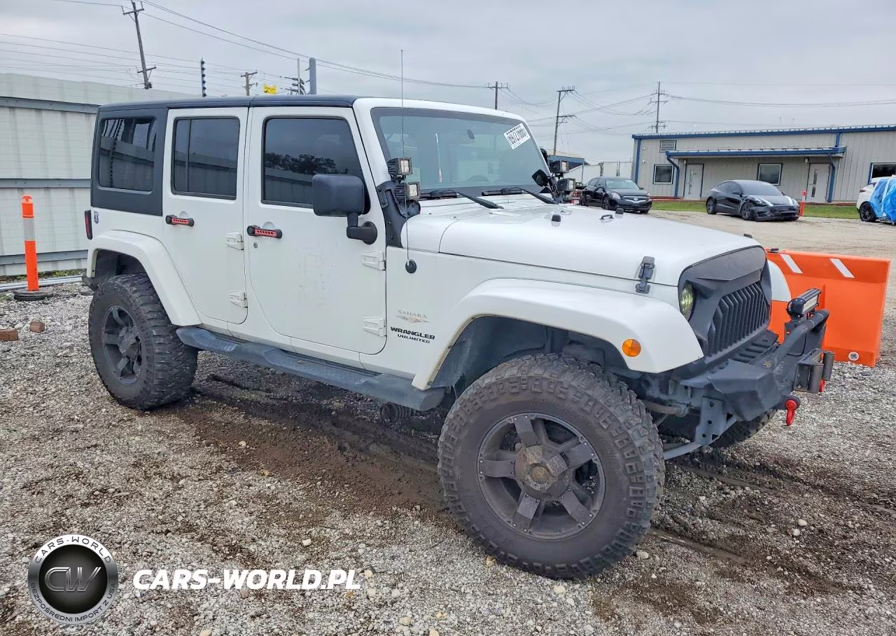 2011 Jeep Wrangler Unlimited Sahara VIN:1J4BA5H16BL604356 - 4