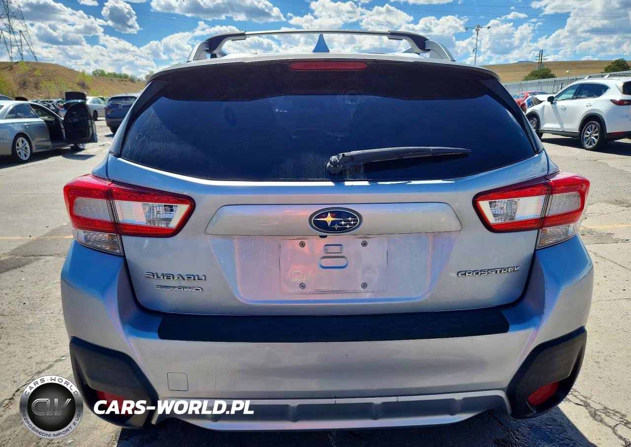 2018 Subaru Crosstrek Premium VIN:JF2GTADCXJH313996 - 6