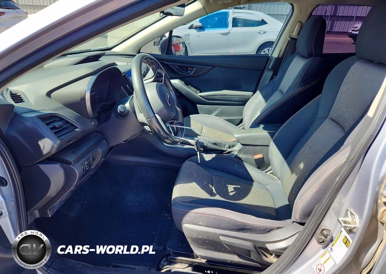 2018 Subaru Crosstrek Premium VIN:JF2GTADCXJH313996 - 7