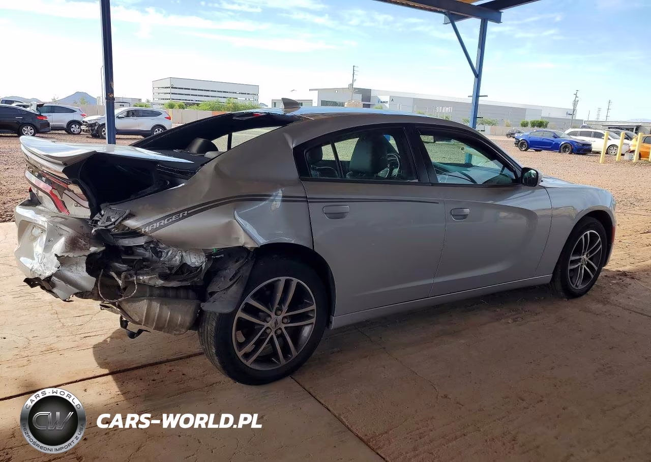 2019 Dodge Charger Sxt VIN:2C3CDXJG7KH561367 - 3