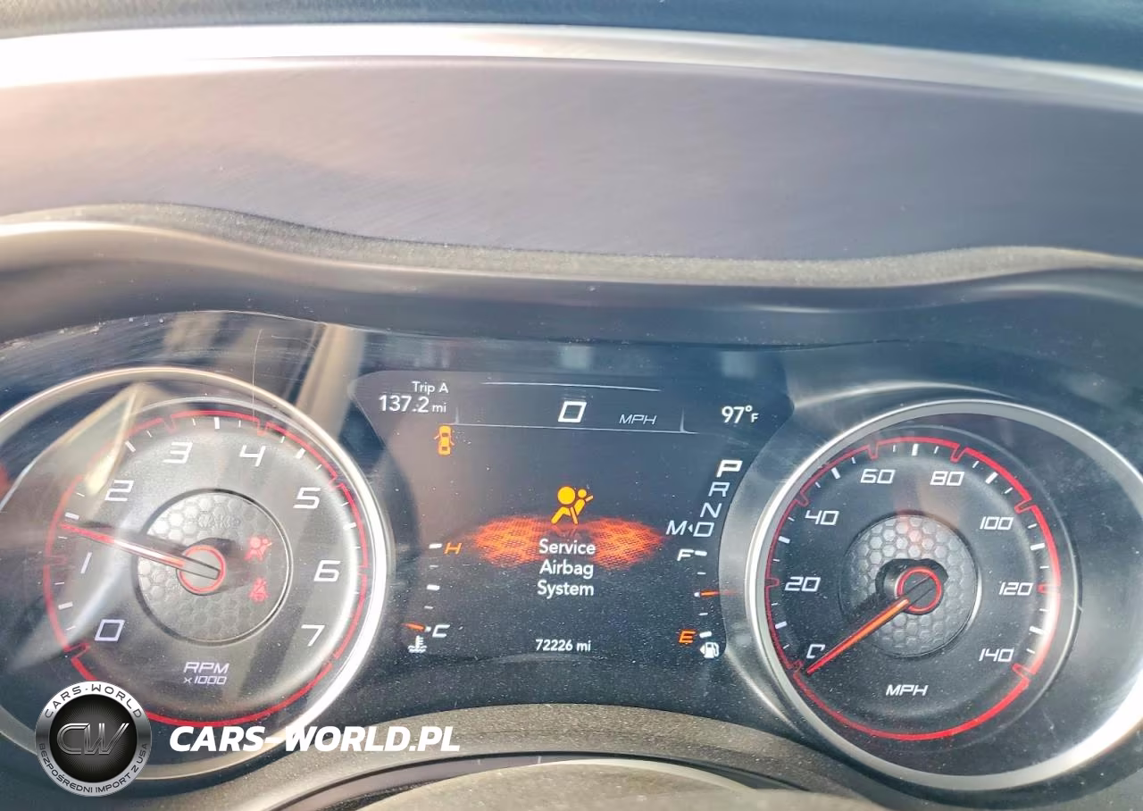 2019 Dodge Charger Sxt VIN:2C3CDXJG7KH561367 - 9
