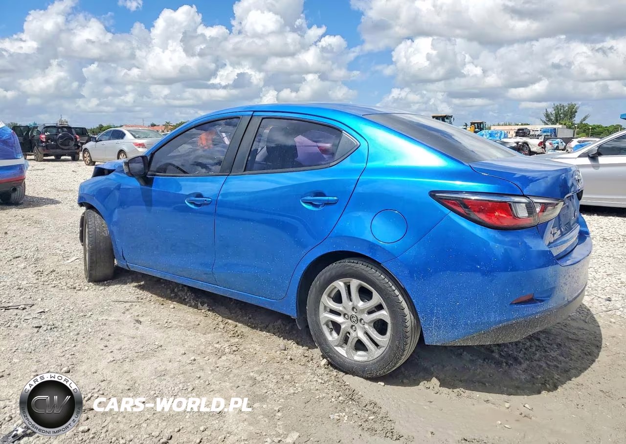 2018 Toyota Yaris Ia Base VIN:3MYDLBYV0JY333716 - 2