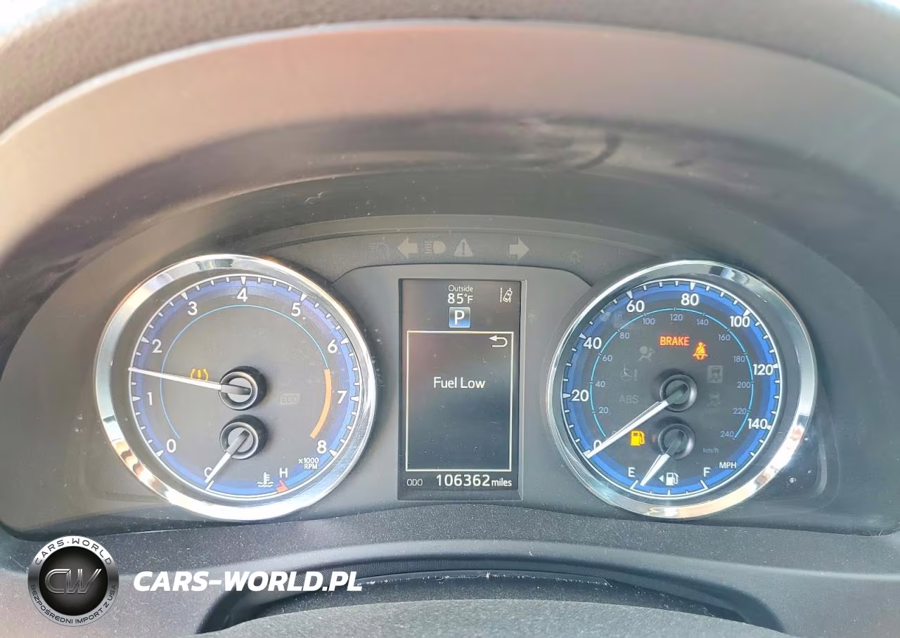 2018 Toyota Corolla Se VIN:5YFBURHE2JP852021 - 9