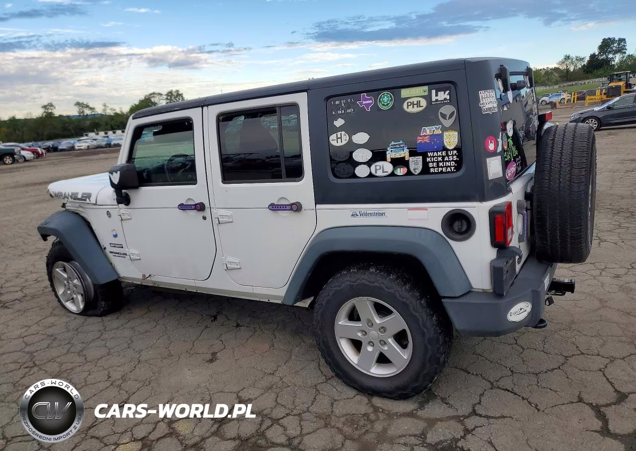 2015 Jeep Wrangler Unlimited Sport VIN:1C4HJWDG8FL528662 - 2