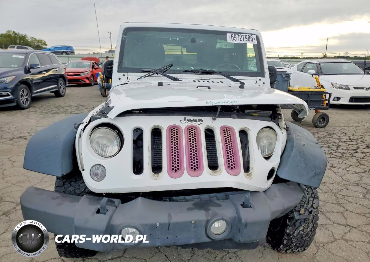 2015 Jeep Wrangler Unlimited Sport VIN:1C4HJWDG8FL528662 - 5