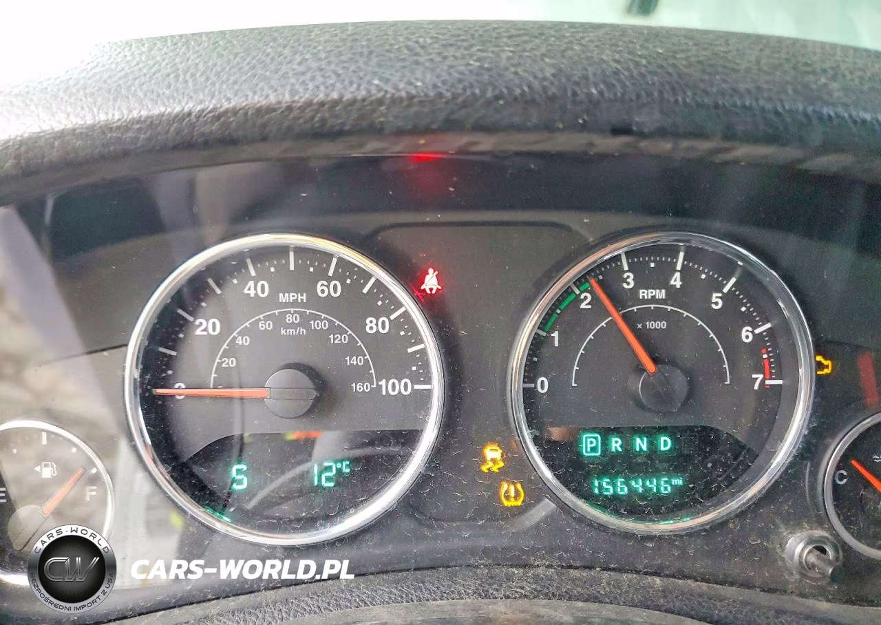 2015 Jeep Wrangler Unlimited Sport VIN:1C4HJWDG8FL528662 - 9