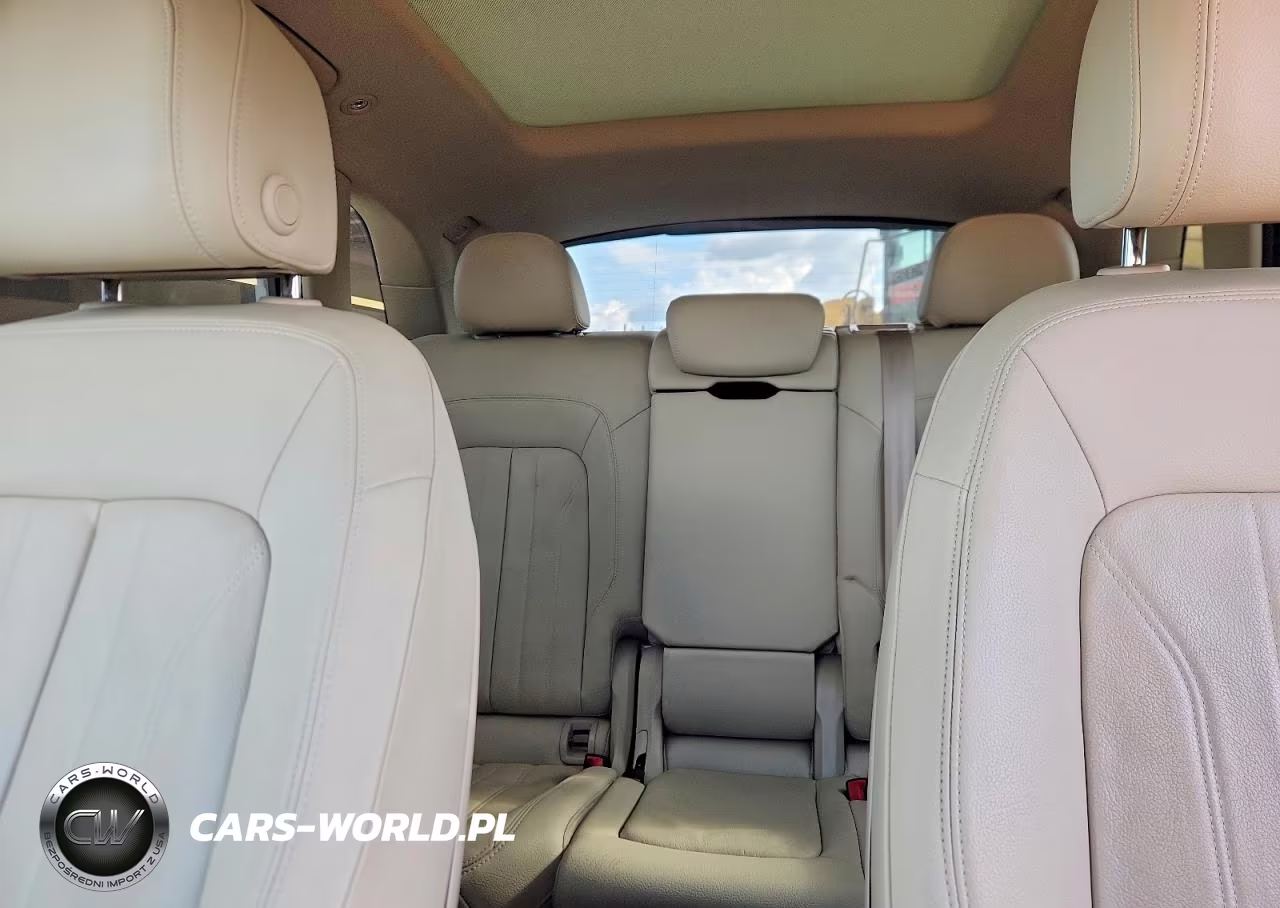 2018 Audi Q5 Premium Plus VIN:WA1BNAFY9J2014198 - 10