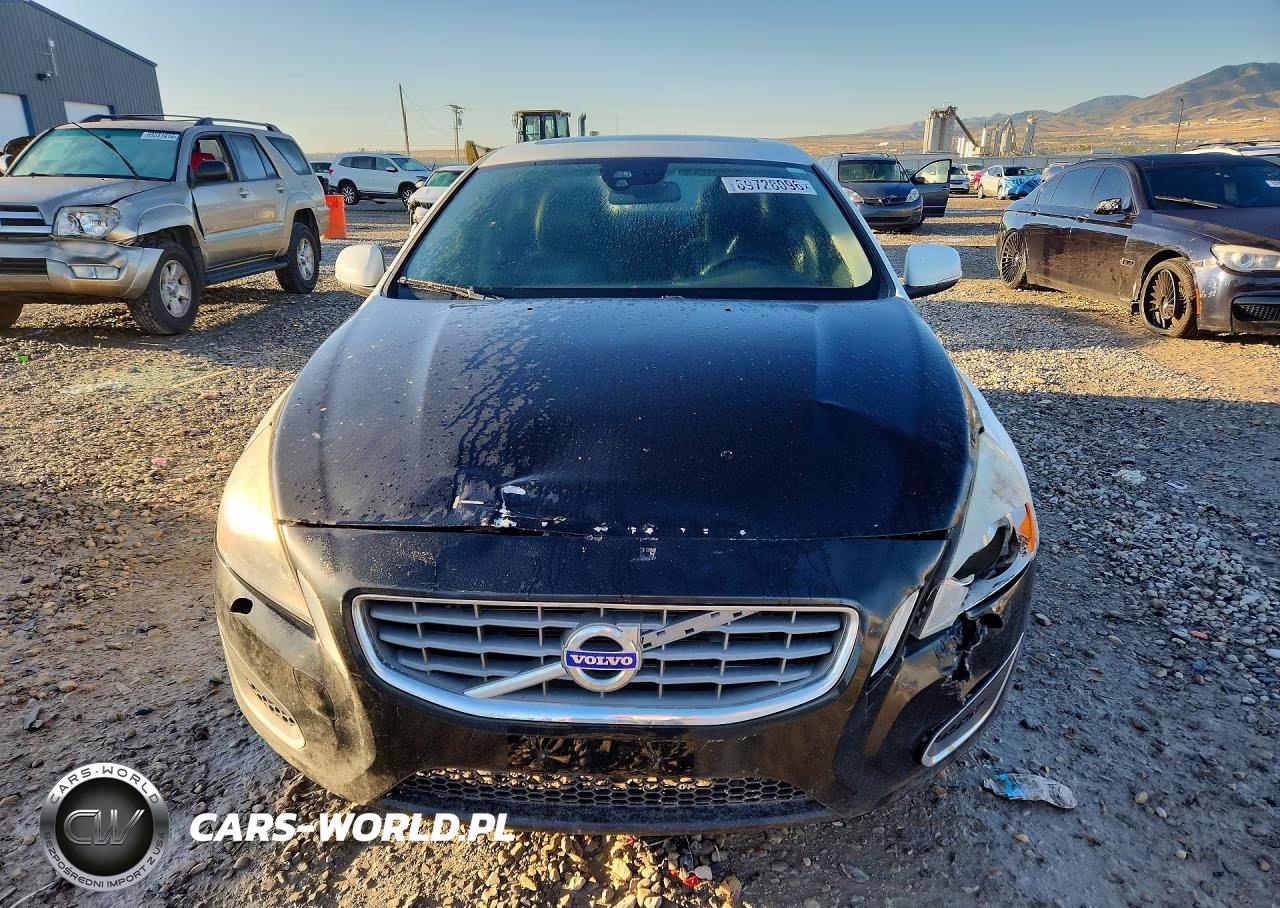 2013 Volvo S60 T5 VIN:YV1612FSXD2225896 - 5